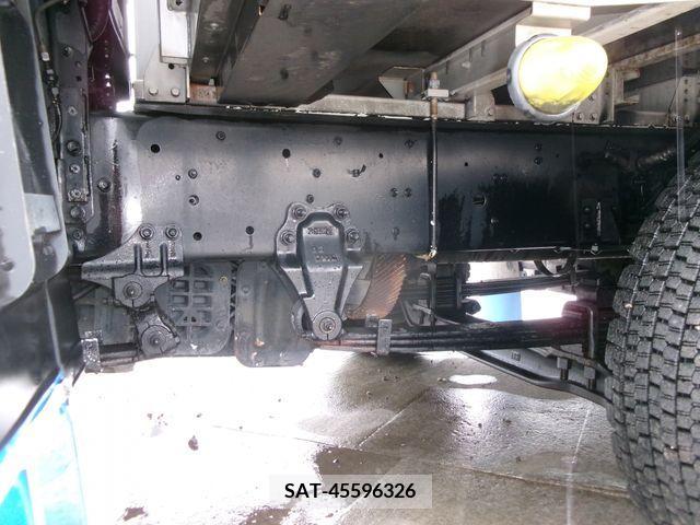 Isuzu GIGA 2018-02 214271-17