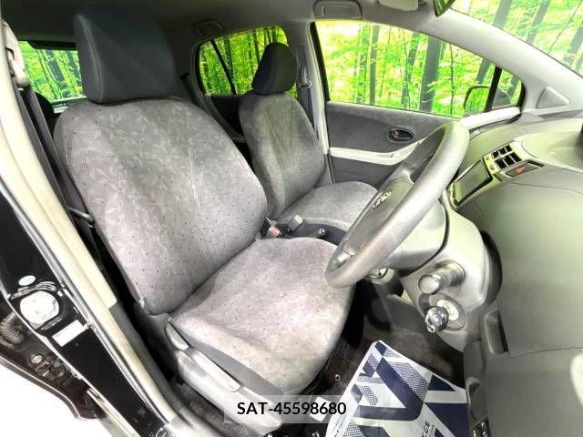 Toyota VITZ 2009-09 325755-1