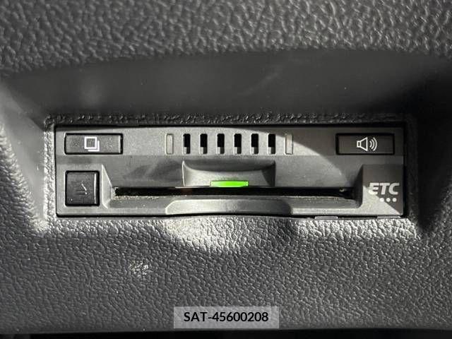 Toyota PRIUS 2017-11 281848-4