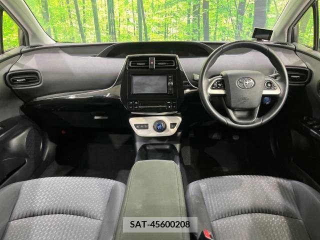 Toyota PRIUS 2017-11 281848-1