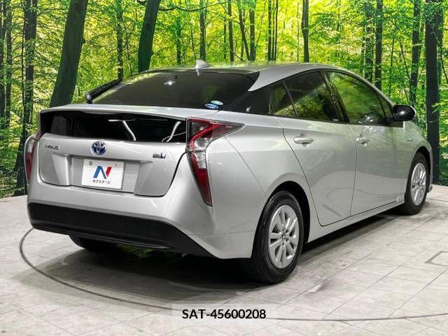 Toyota PRIUS 2017-11 281848-17