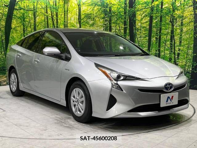 Toyota PRIUS 2017-11 281848-16