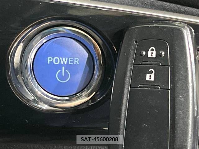Toyota PRIUS 2017-11 281848-5