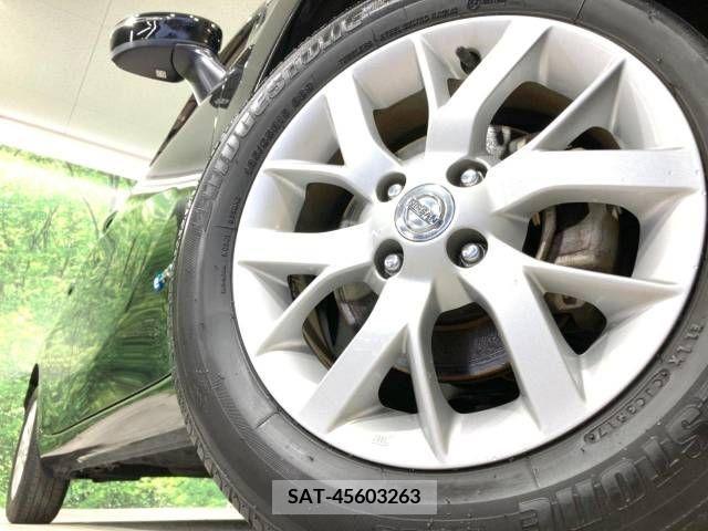 Nissan NOTE 2018-01 279905-12