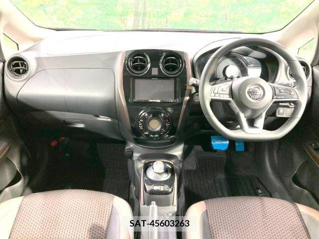 Nissan NOTE 2018-01 279905-1