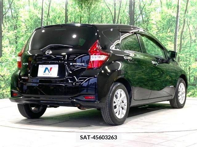 Nissan NOTE 2018-01 279905-17