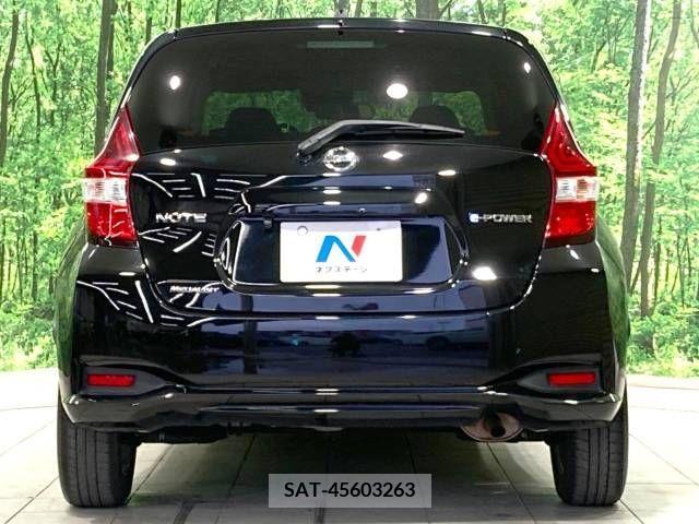 Nissan NOTE 2018-01 279905-15