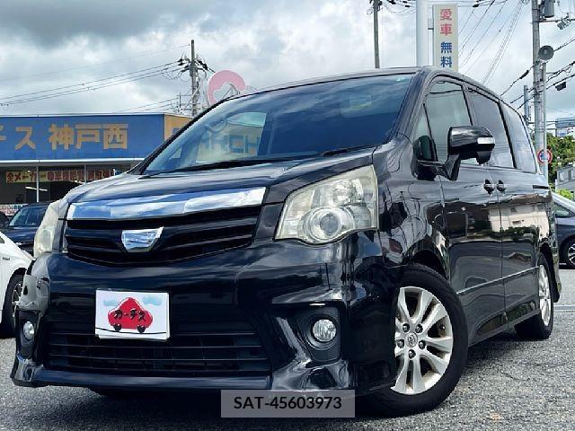 Toyota NOAH 2010-07 365108-0