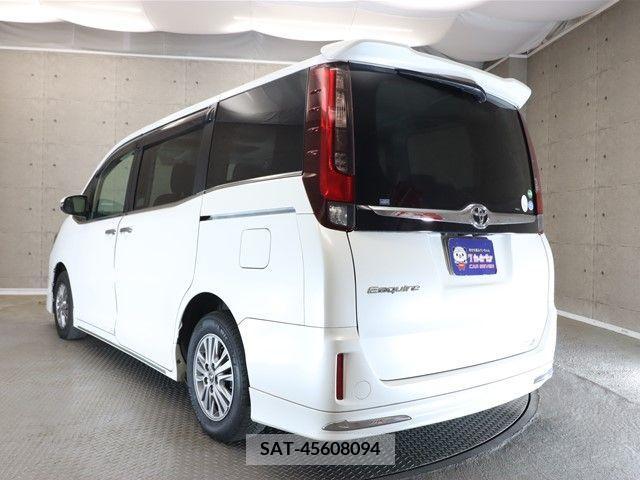 Toyota ESQUIRE 2015-09 207072-24