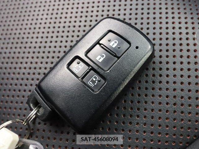 Toyota ESQUIRE 2015-09 207072-27
