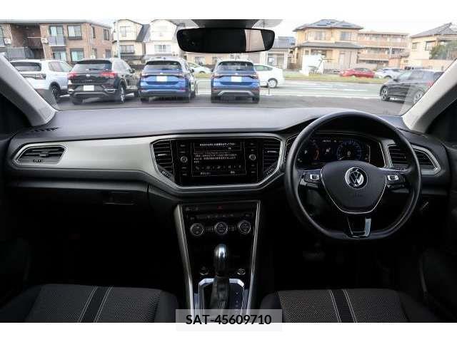 VolksWagen T-ROC 2021-07 325181-10