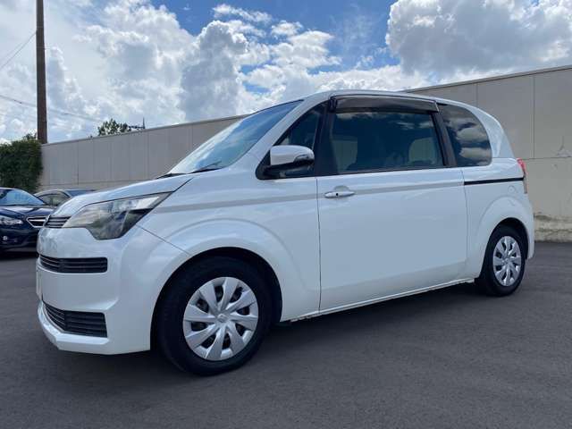 Toyota SPADE 2014-02 191721-1