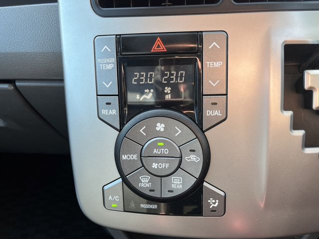 Toyota VOXY 2009-11 15309-15