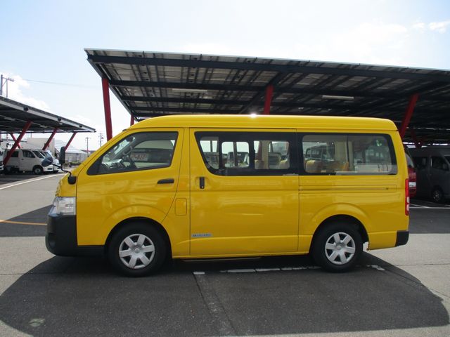 Toyota HIACE WAGON 2017-01 556-4