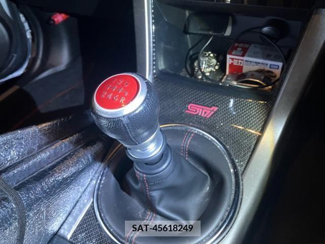 Subaru WRX STI 2014-10 395264-21