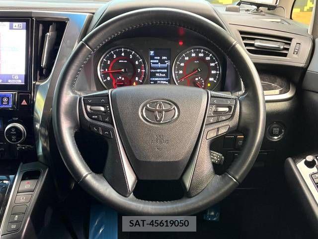 Toyota VELLFIRE 2019-05 369813-11