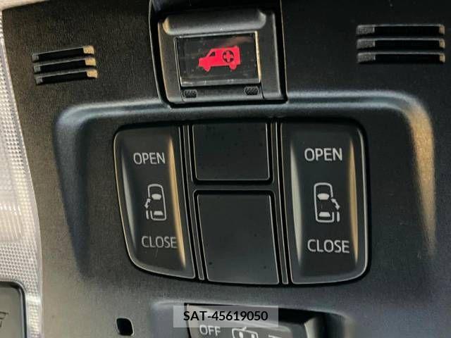 Toyota VELLFIRE 2019-05 369813-4