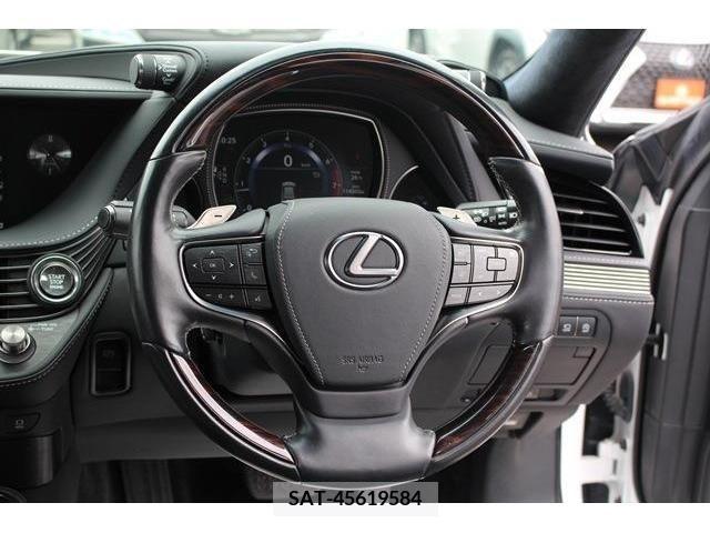 Lexus LS 2018-02 317468-16