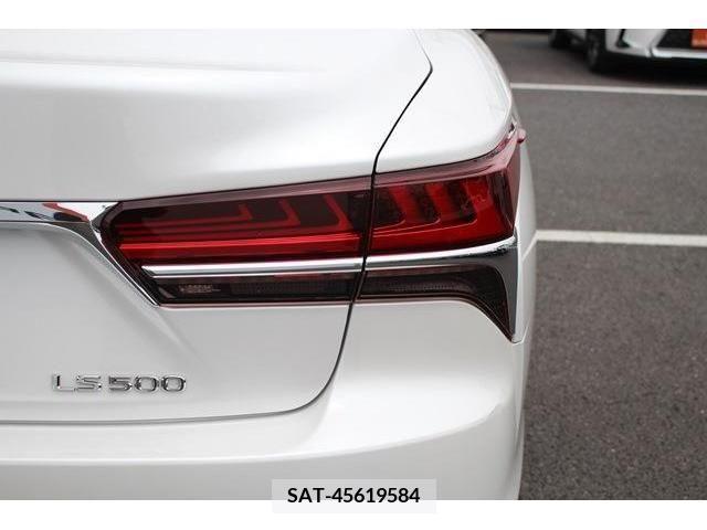 Lexus LS 2018-02 317468-14