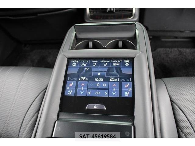Lexus LS 2018-02 317468-4