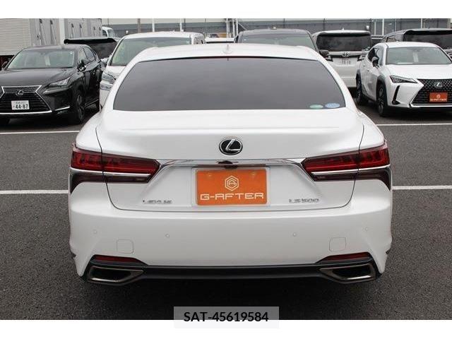 Lexus LS 2018-02 317468-10