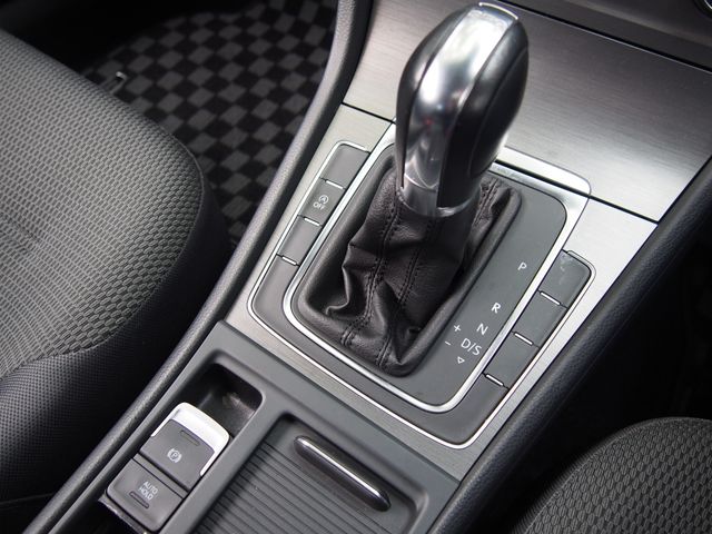 VolksWagen GOLF 2013-09 193114-13