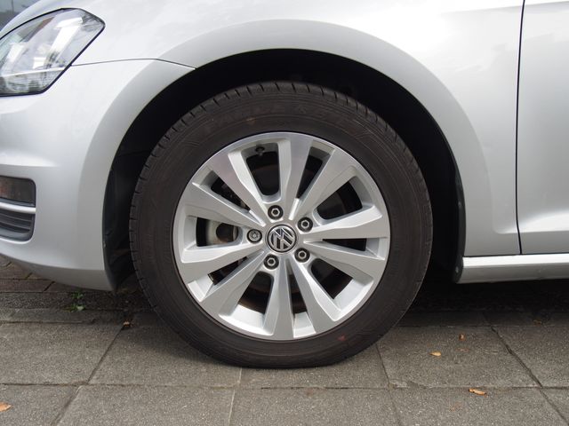 VolksWagen GOLF 2013-09 193114-19