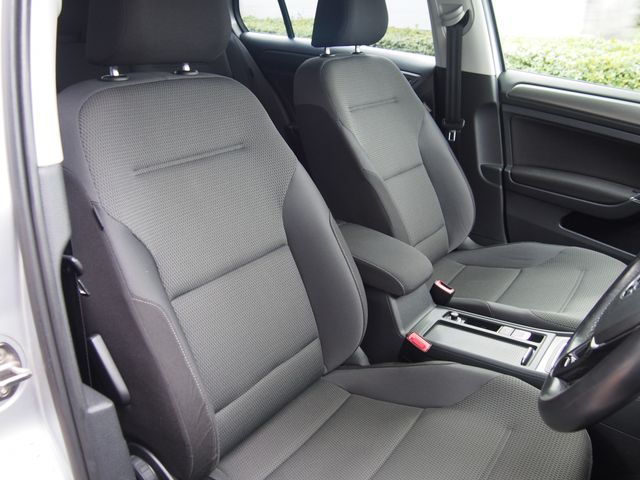 VolksWagen GOLF 2013-09 193114-4