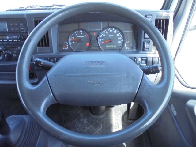 Mazda TITAN 2013-12 4012-1