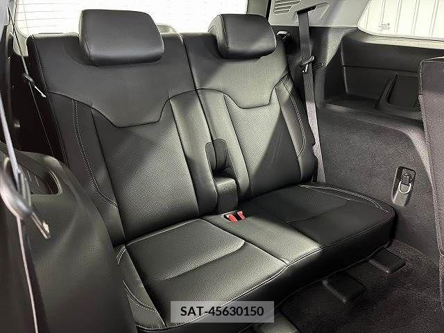 Jeep COMMANDER 2022-11 210633-6