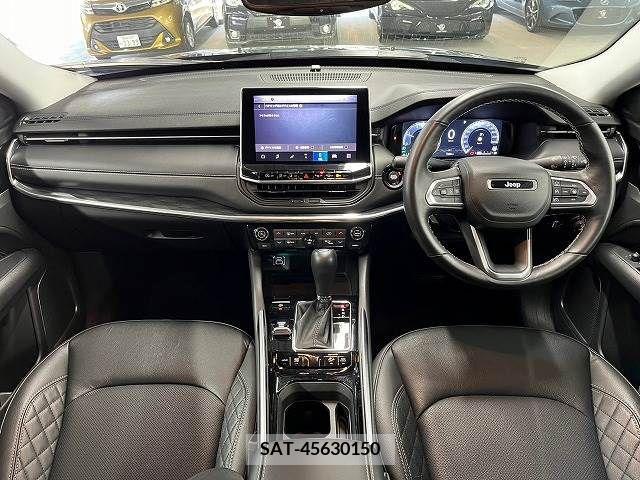 Jeep COMMANDER 2022-11 210633-1