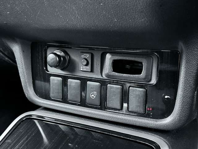 Mitsubishi OUTLANDER PHEV 2015-09 270-15
