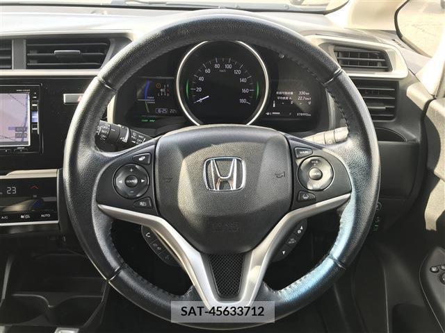 Honda FIT HYBRID 2017-08 304083-19