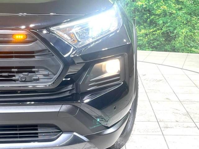 Toyota RAV4 2021-07 195814-12