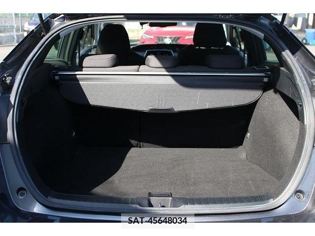 Toyota PRIUS 2019-06 281775-17