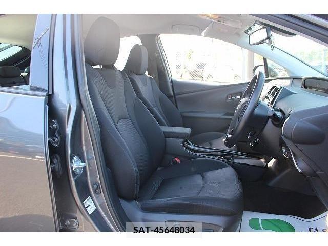 Toyota PRIUS 2019-06 281775-13