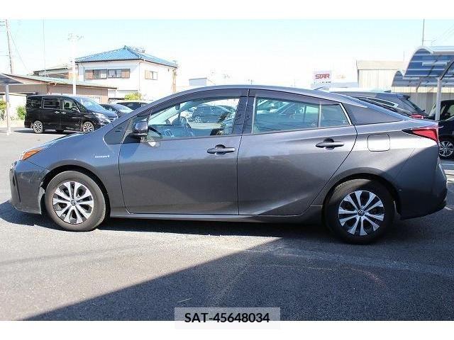 Toyota PRIUS 2019-06 281775-9