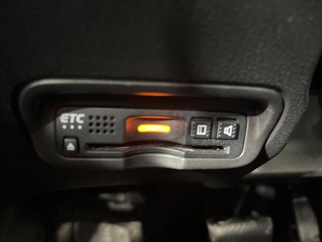 Honda VEZEL 2019-08 6136-6