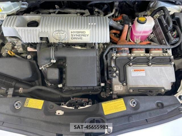 Toyota PRIUS 2012-06 322126-18