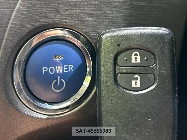 Toyota PRIUS 2012-06 322126-6