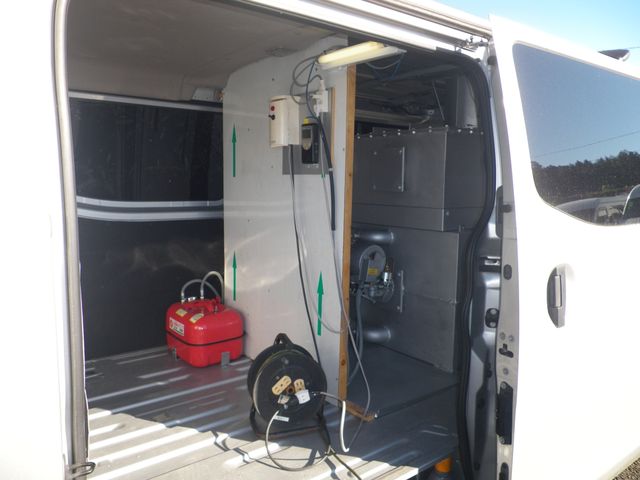 Nissan NV350 Caravan 2016-06 189159-13