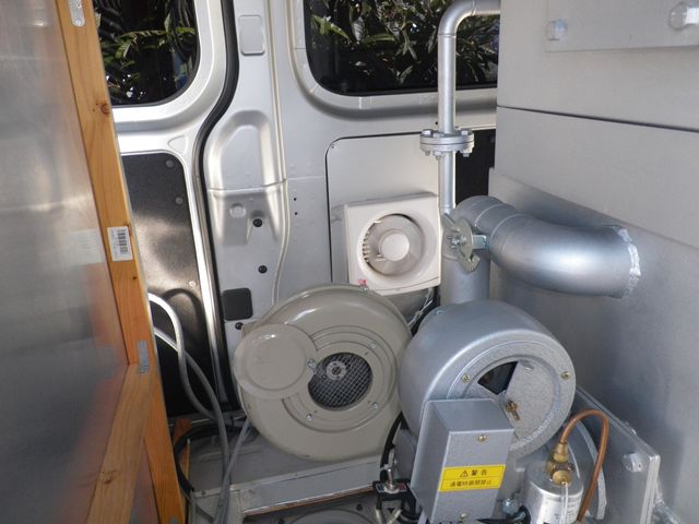 Nissan NV350 Caravan 2016-06 189159-14