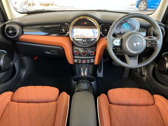 Bmw MINI 2023-07 184637-1