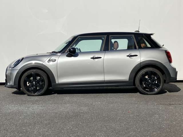 Bmw MINI 2023-07 184637-5