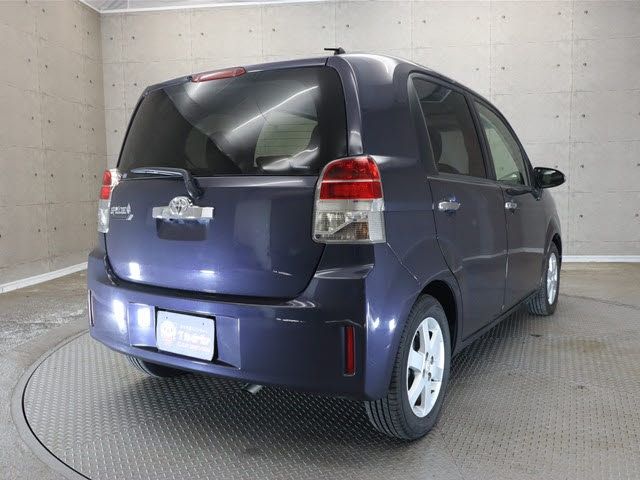 Toyota SPADE 2012-09 15856-1