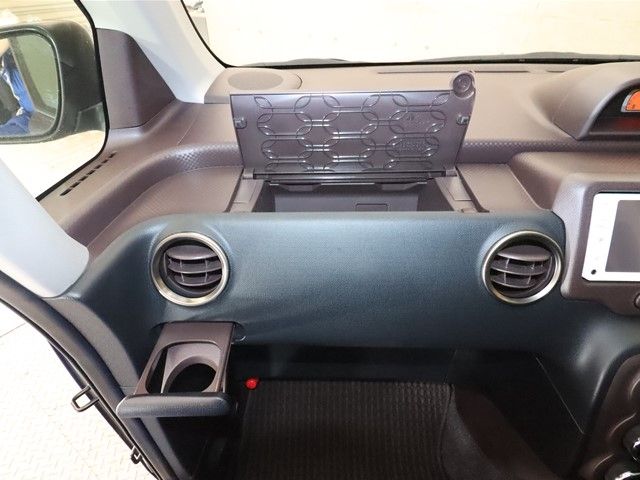 Toyota SPADE 2012-09 15856-26