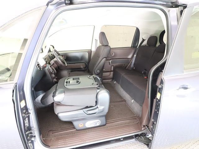Toyota SPADE 2012-09 15856-5