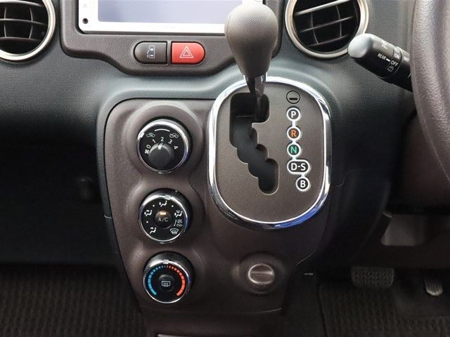 Toyota SPADE 2012-09 15856-14