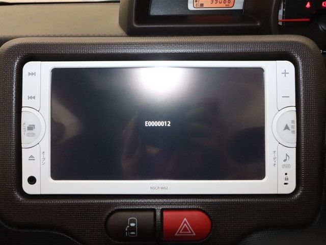 Toyota SPADE 2012-09 15856-15