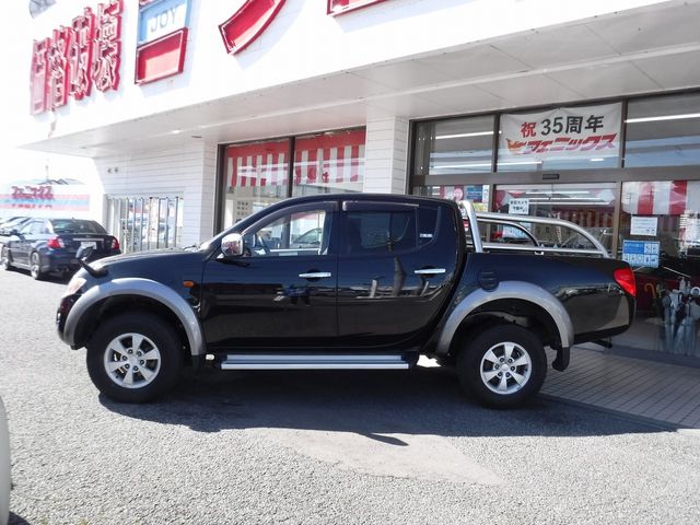 Mitsubishi TRITON 2009-04 9473-4